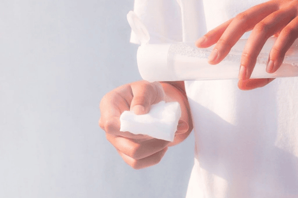 Mách bạn quy trình tẩy trang đúng cách cho làn da khỏe mạnh