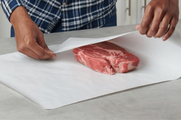 Chọn Khăn Chứa Hóa Chất Tẩy Trắng Công Nghiệp