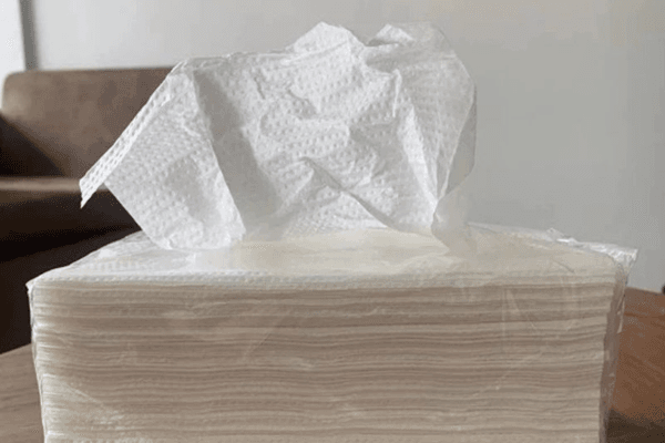 Tác Hại Từ Việc Sử Dụng Khăn Giấy Ăn Kém Chất Lượng